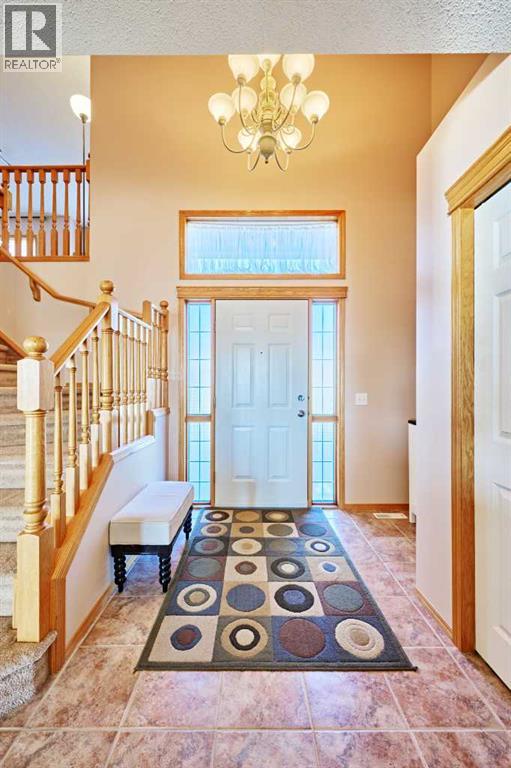 Single Family House for Sale in  Edgeridge Close NW Edgemont Calgary 