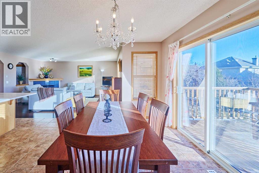 Single Family House for Sale in  Edgeridge Close NW Edgemont Calgary 