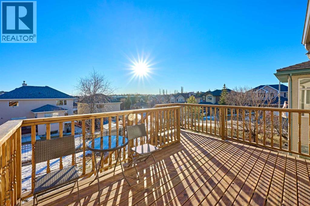 Single Family House for Sale in  Edgeridge Close NW Edgemont Calgary 