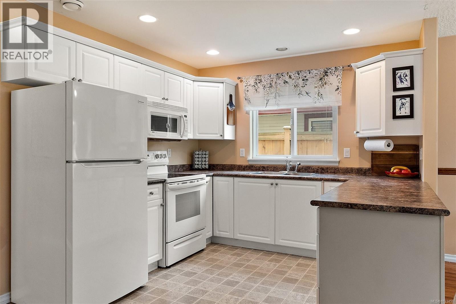  6669 Acreman Place, Sooke