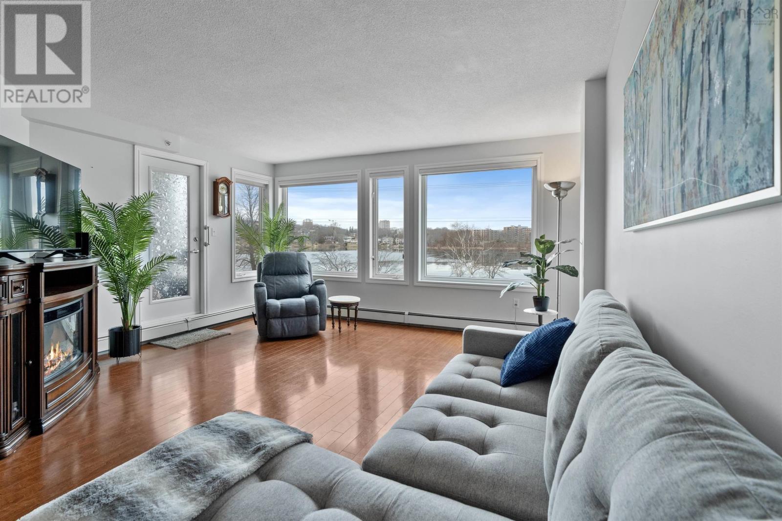 Property 21 of 40 of 203 271 Prince Albert Road