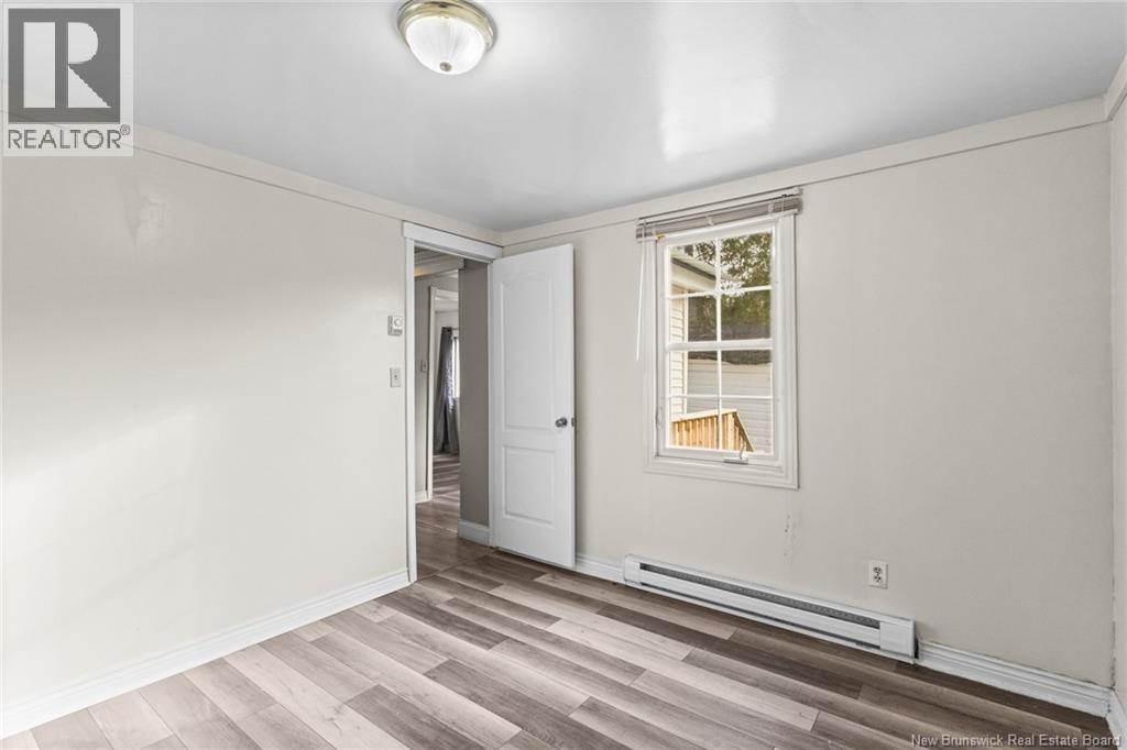 27 HILL STREET - 18