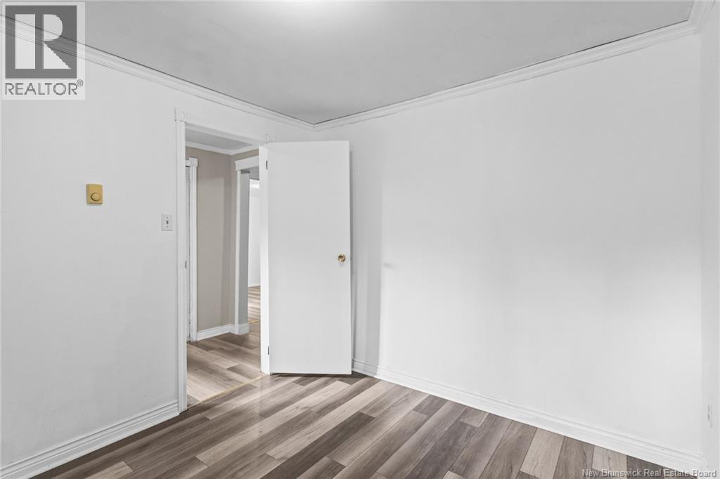 27 HILL STREET - 21