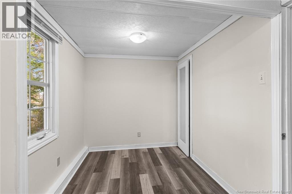 27 HILL STREET - 26