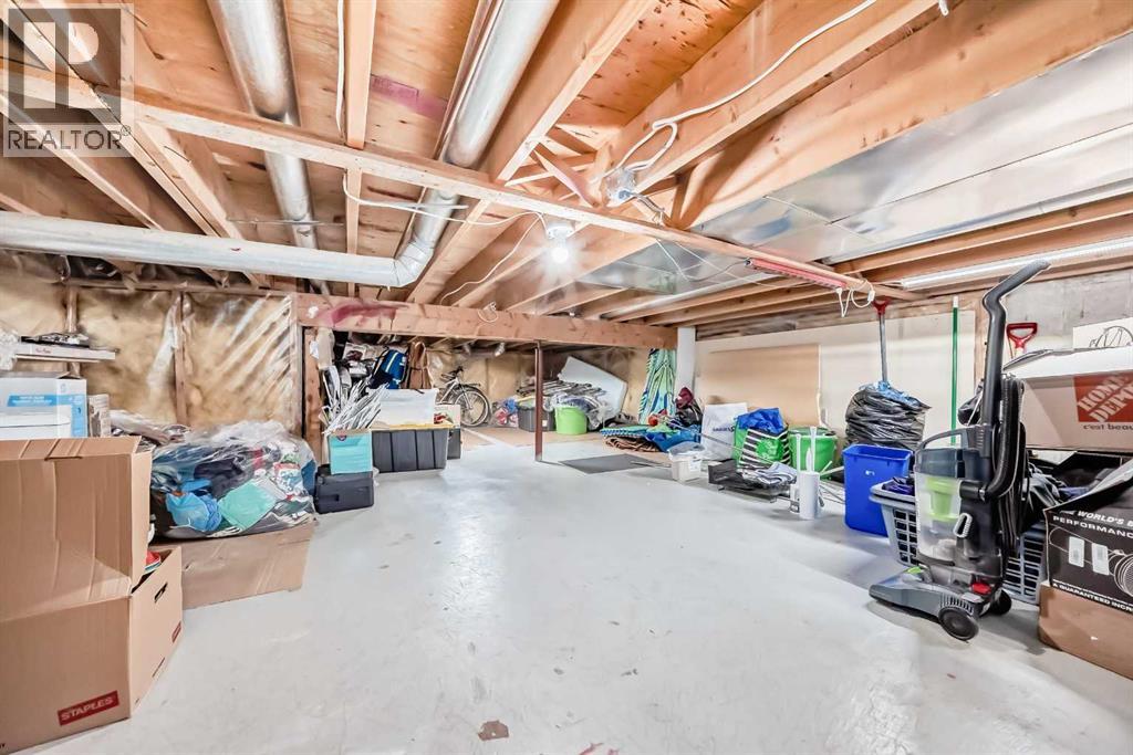 Single Family House 3 Level for Sale in  Falshire Terrace NE Falconridge Calgary 