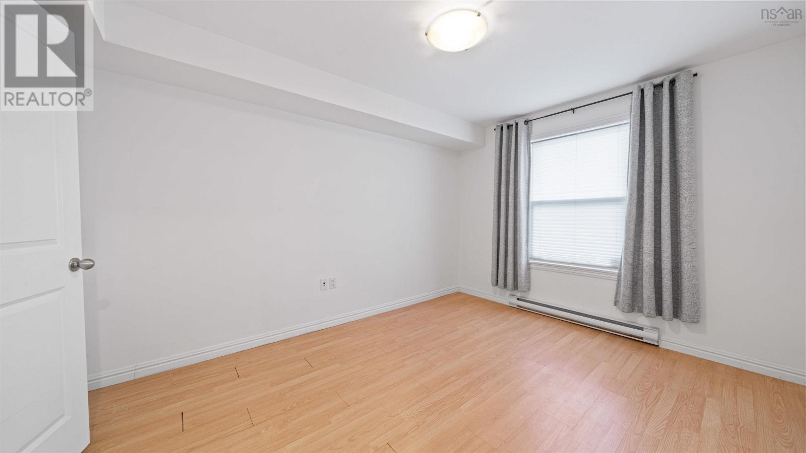 Property 14 of 30 of 101 52 Irishtown Road