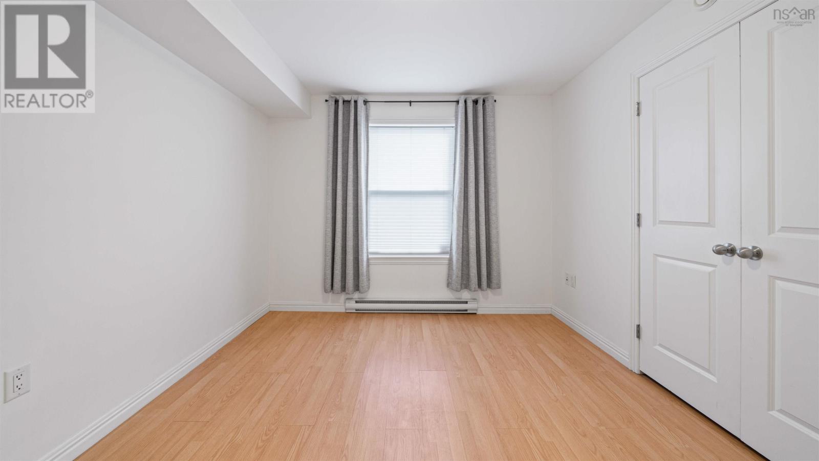 Property 15 of 30 of 101 52 Irishtown Road