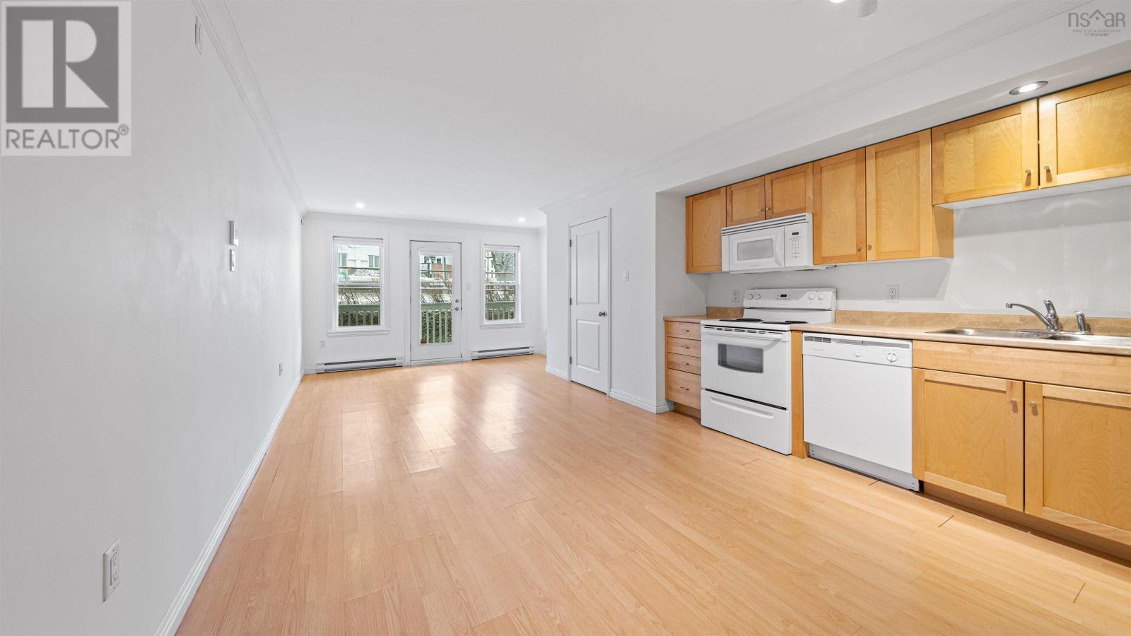 Property 8 of 30 of 101 52 Irishtown Road