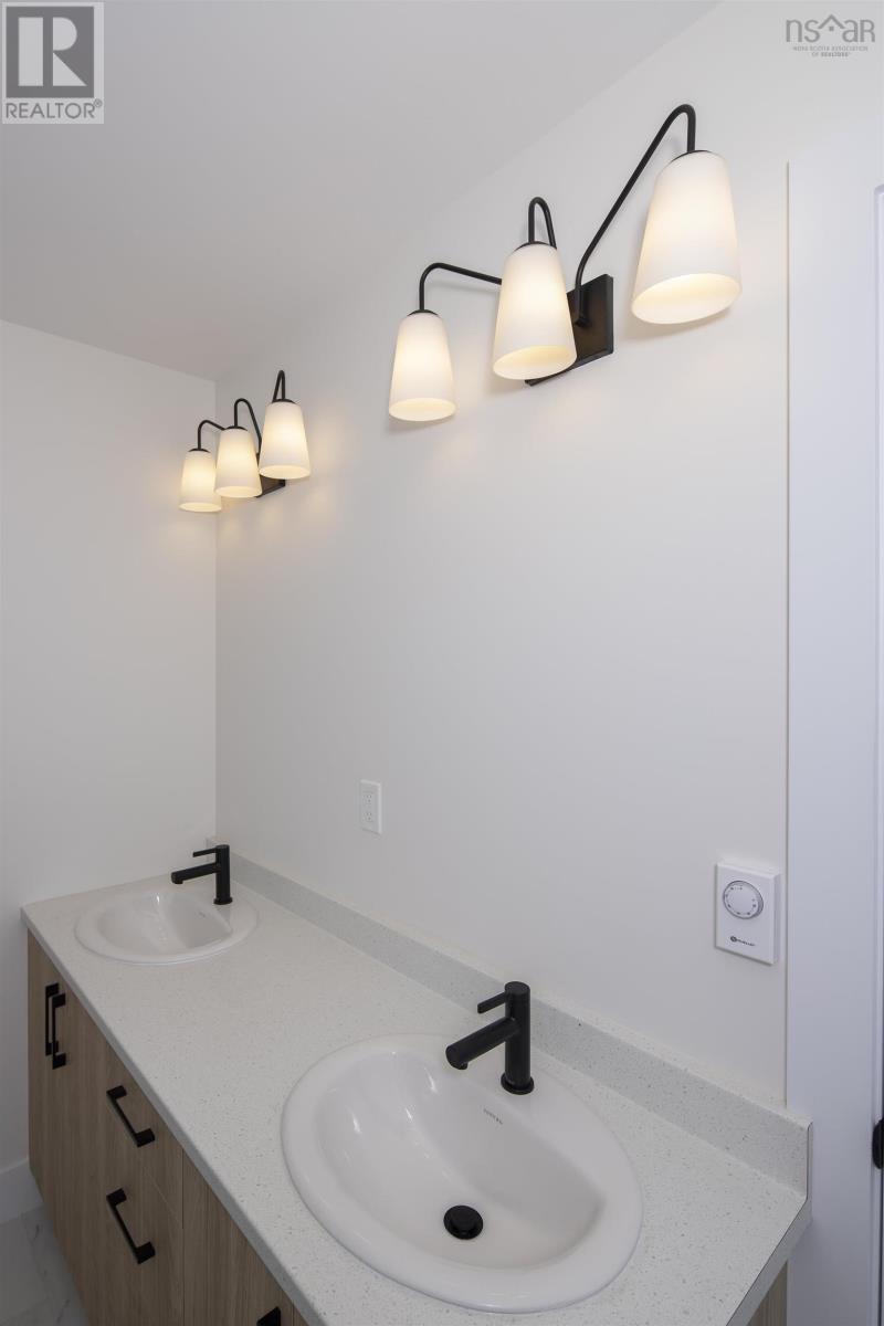 Property 37 of 46 of 24 Shoreline Bluff Lane