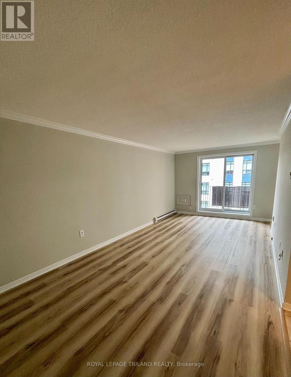 95 Baseline Unit 507 photo 5