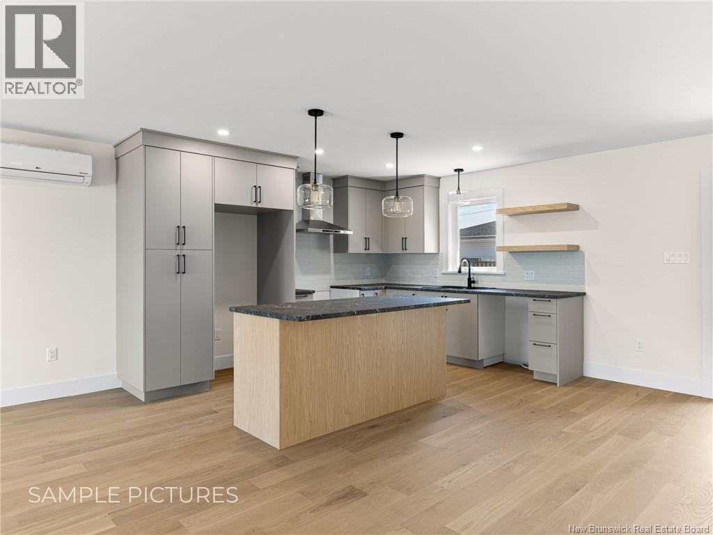 437 GASPé STREET - 18