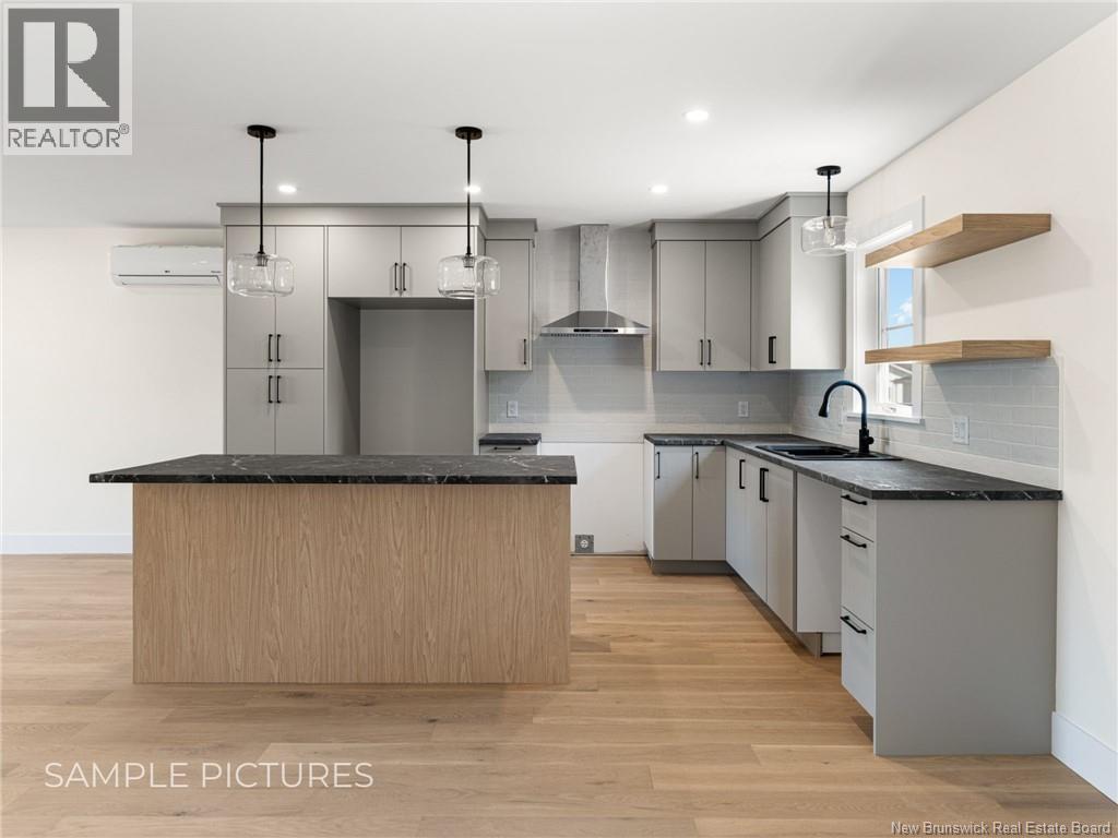 437 GASPé STREET - 19