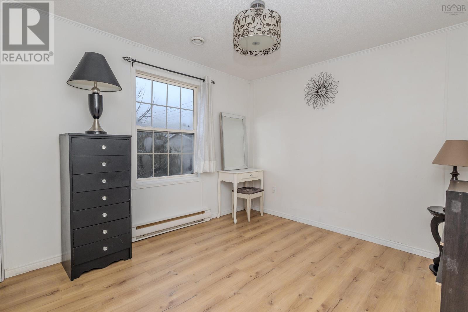 Property 12 of 21 of 8 Park Street