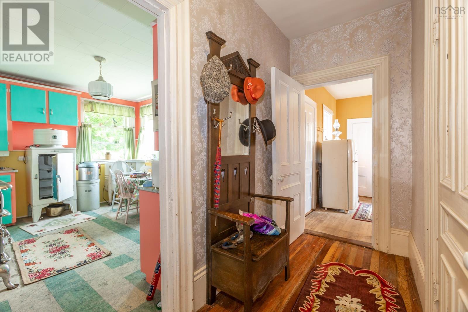 Property 23 of 48 of 5404 Granville Road