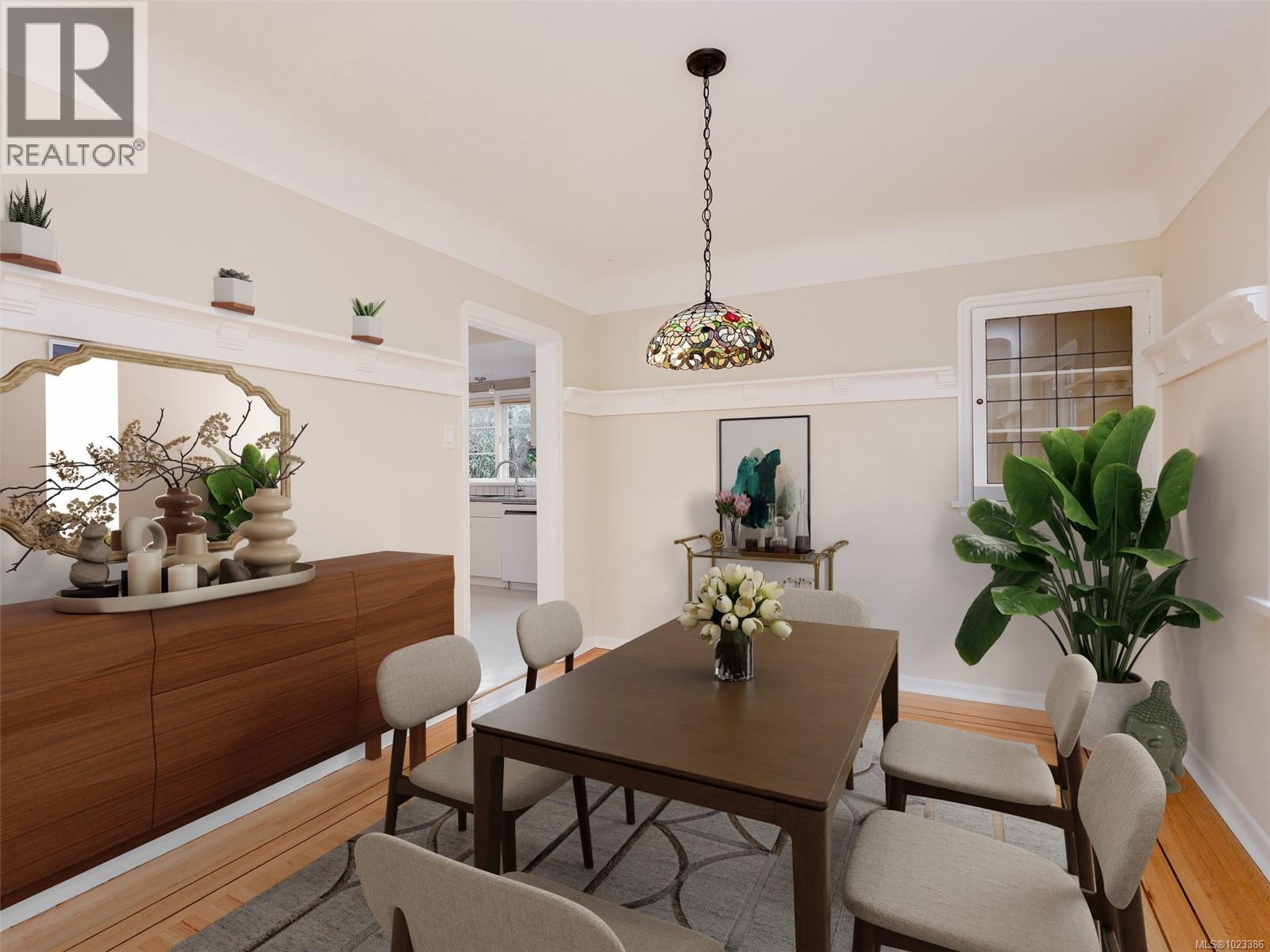  2770 Dewdney Avenue, Oak Bay