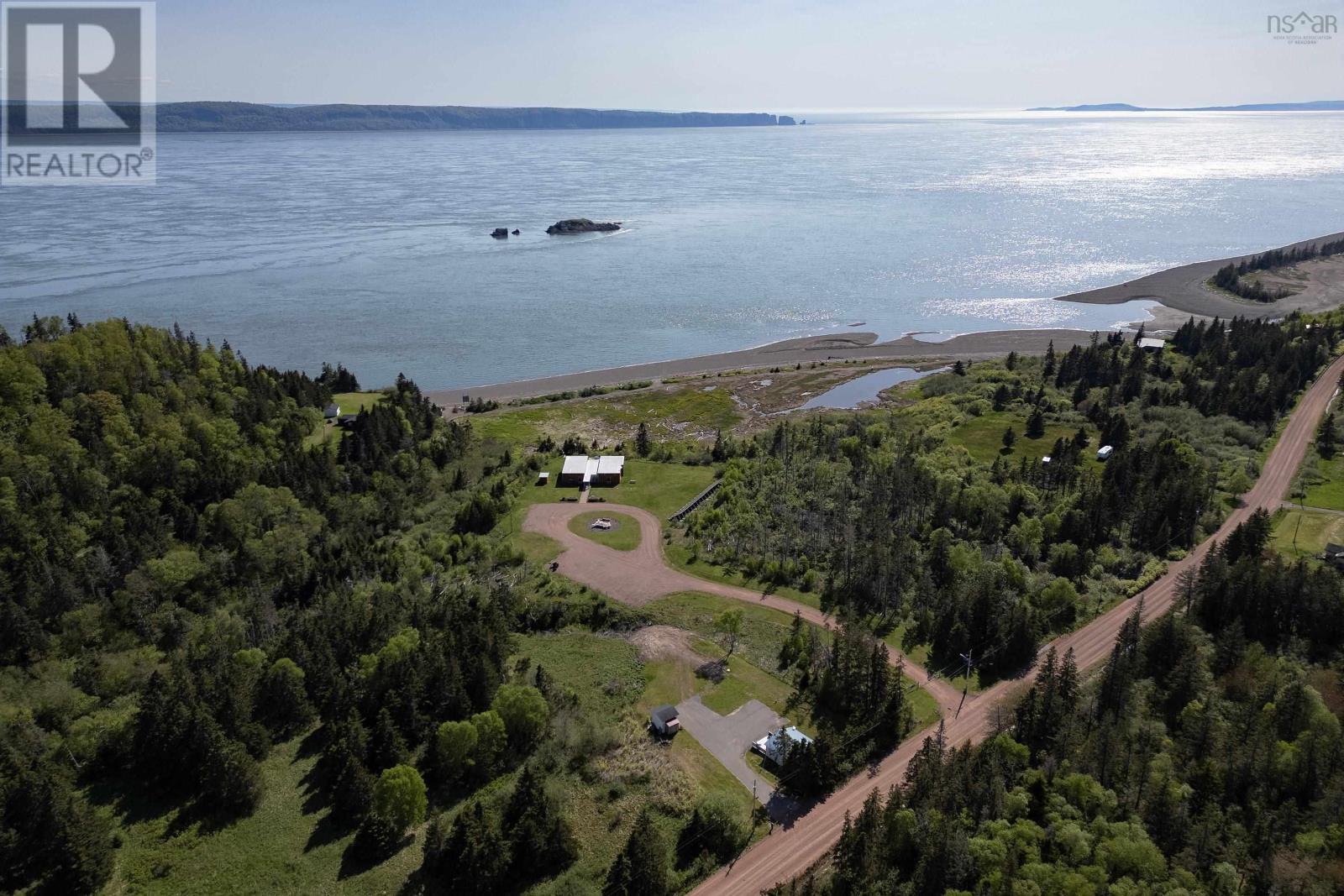 Property 20 of 28 of 1168 West Bay Road