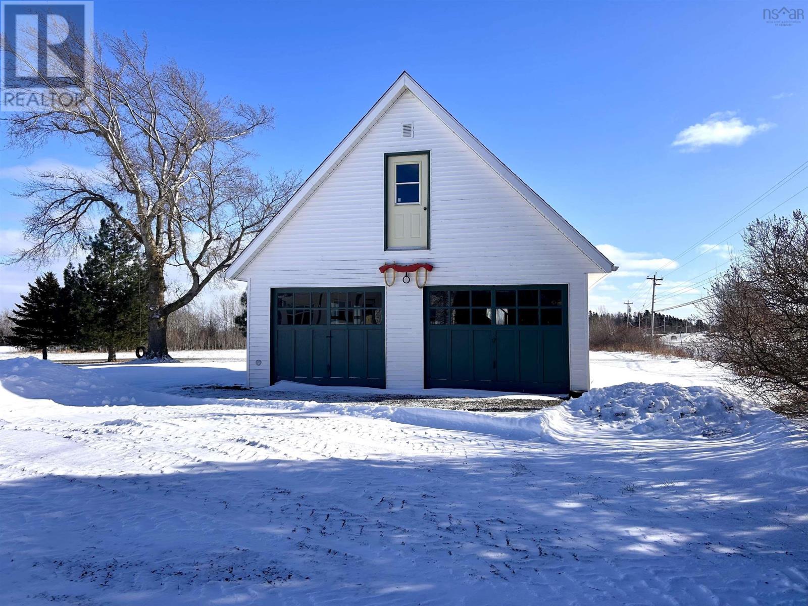 Property 5 of 50 of 5939 366 Highway