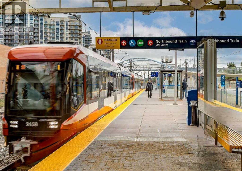 Single Family House for Sale in   Elbow Drive SW Haysboro Calgary 