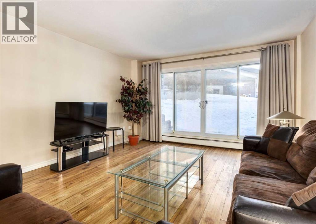 Single Family House for Sale in   Elbow Drive SW Haysboro Calgary 