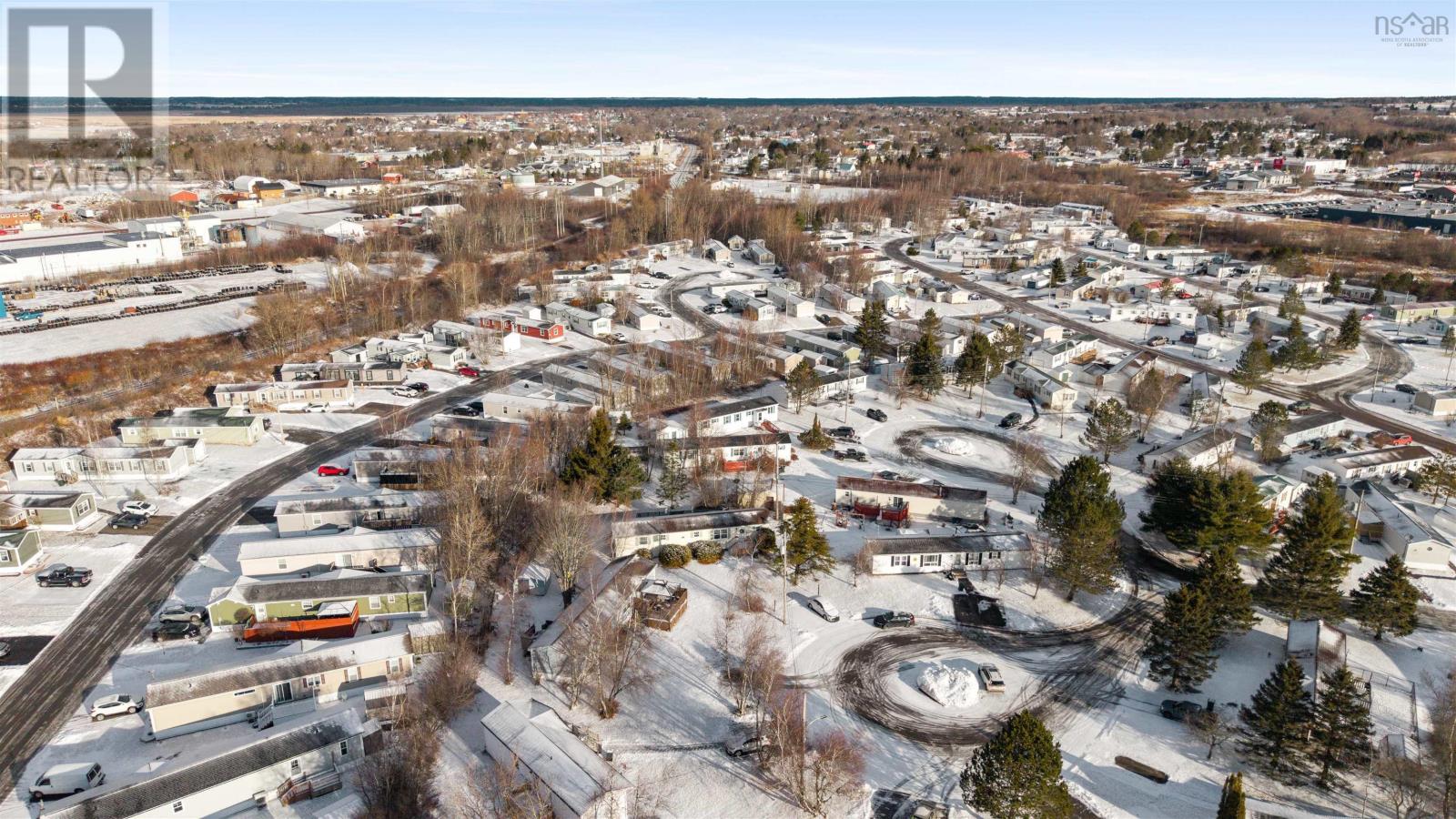 Property 38 of 40 of 16 Kimberly Court