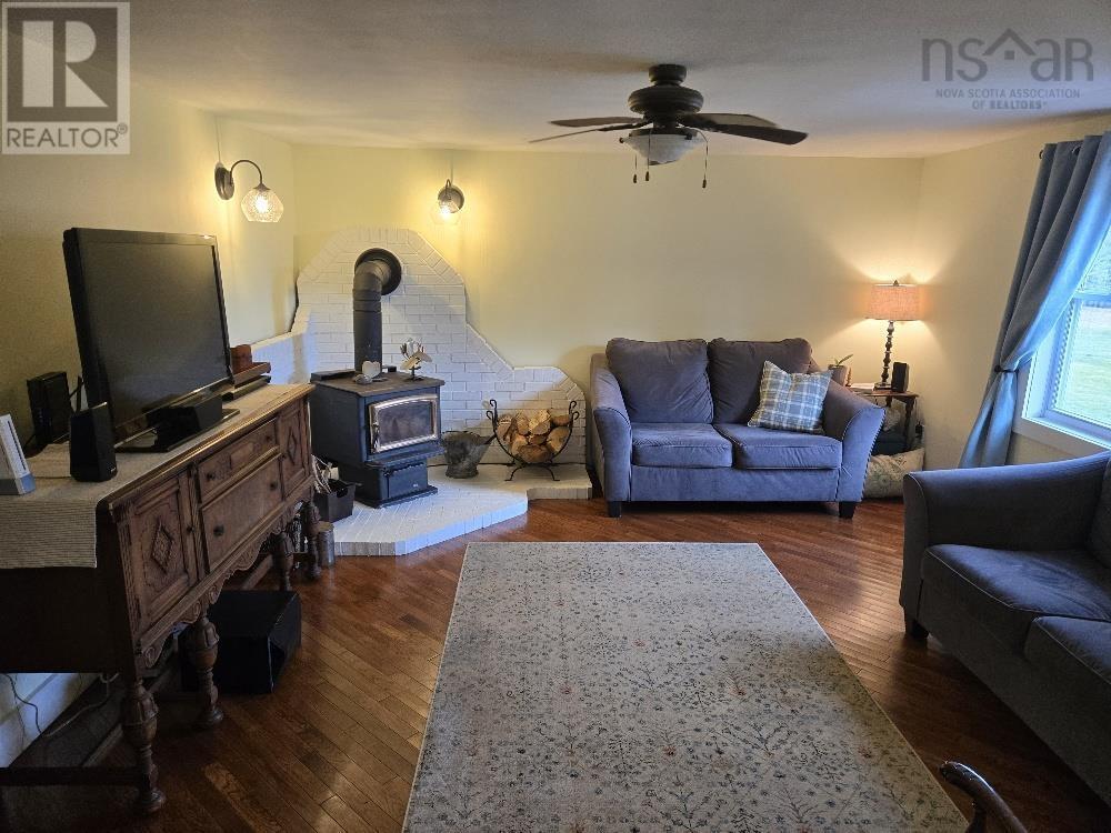 Property 8 of 30 of 62 Granville Drive