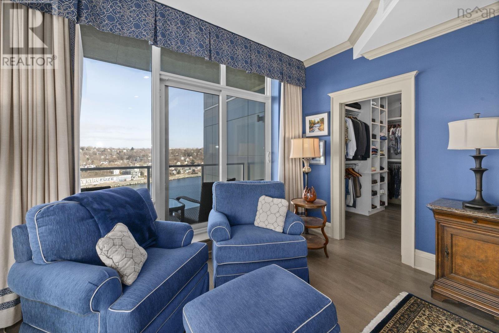 Property 20 of 48 of 1105 67 Kings Wharf Place