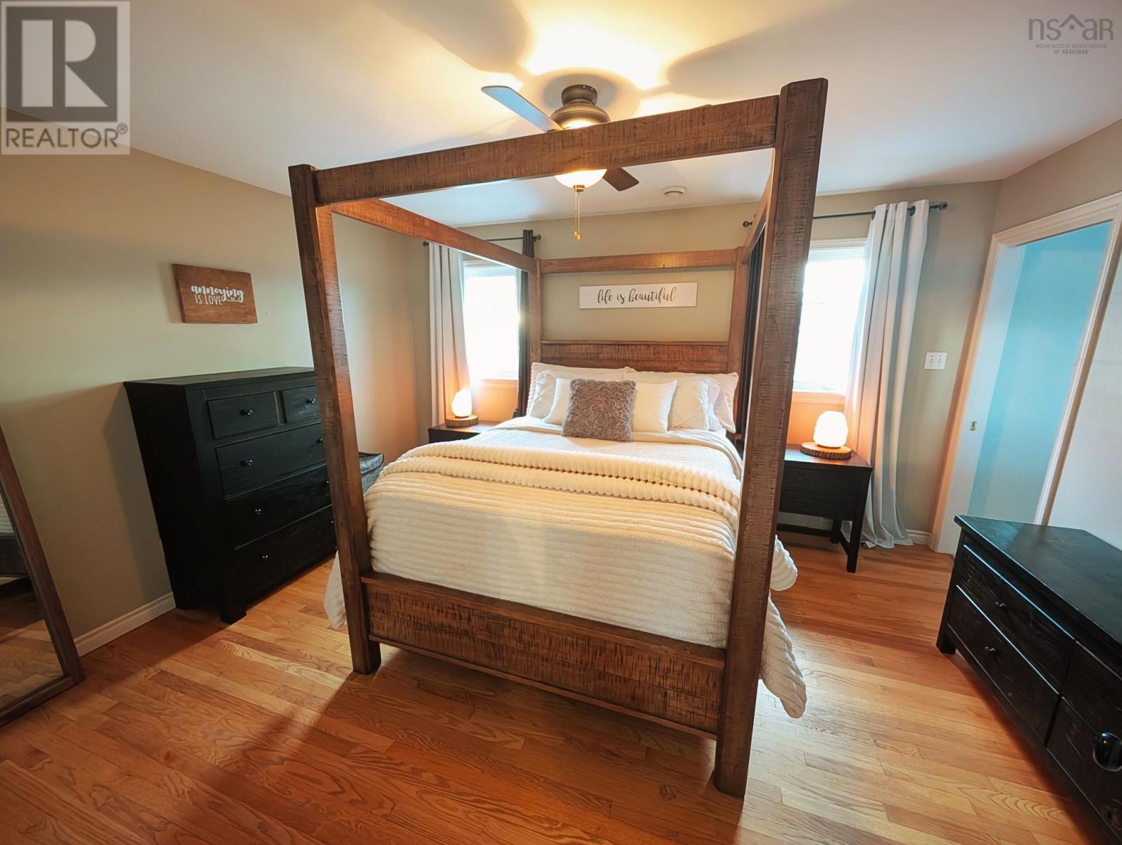 Property 22 of 30 of 1 Waye Court