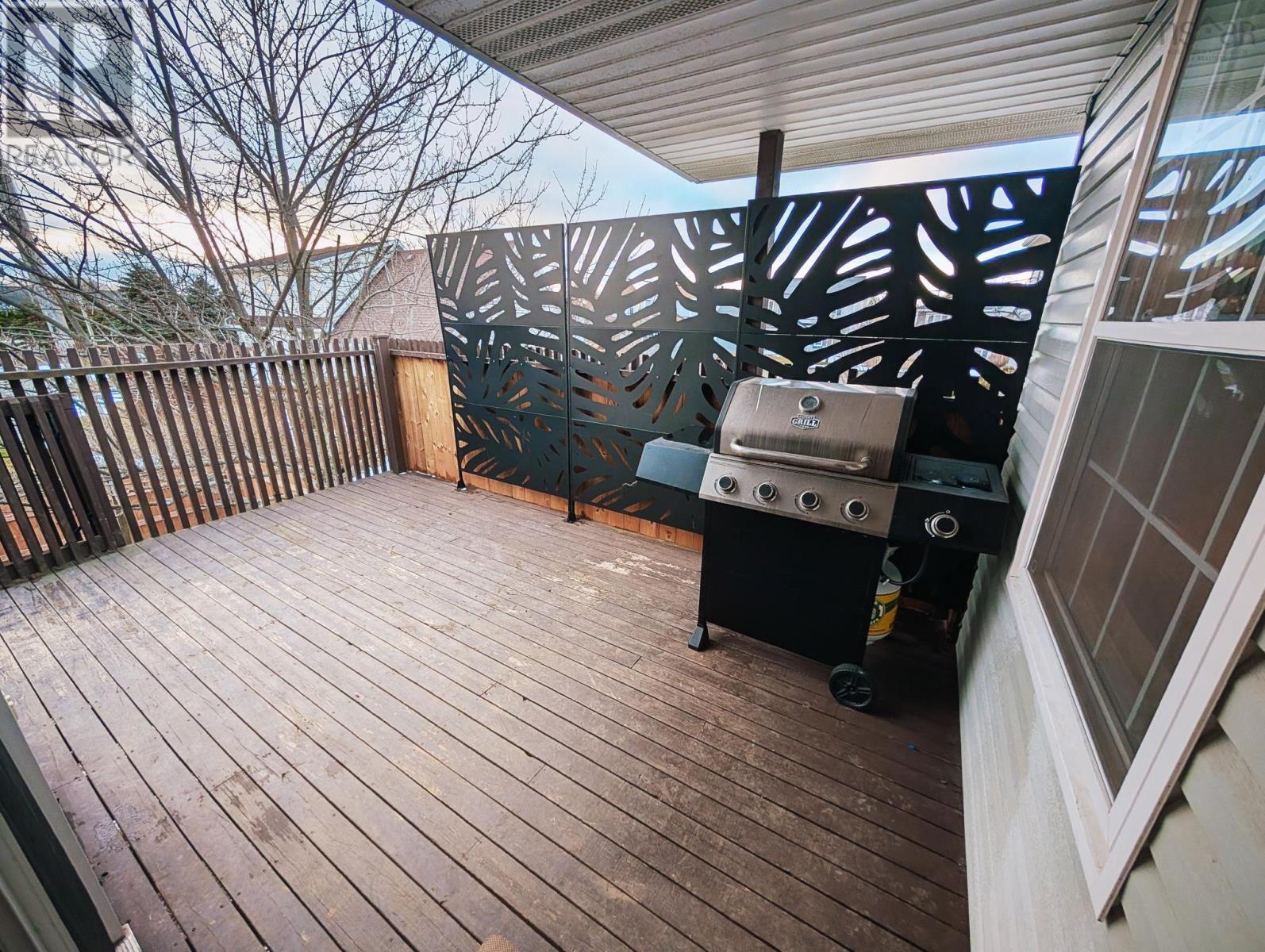 Property 10 of 30 of 1 Waye Court