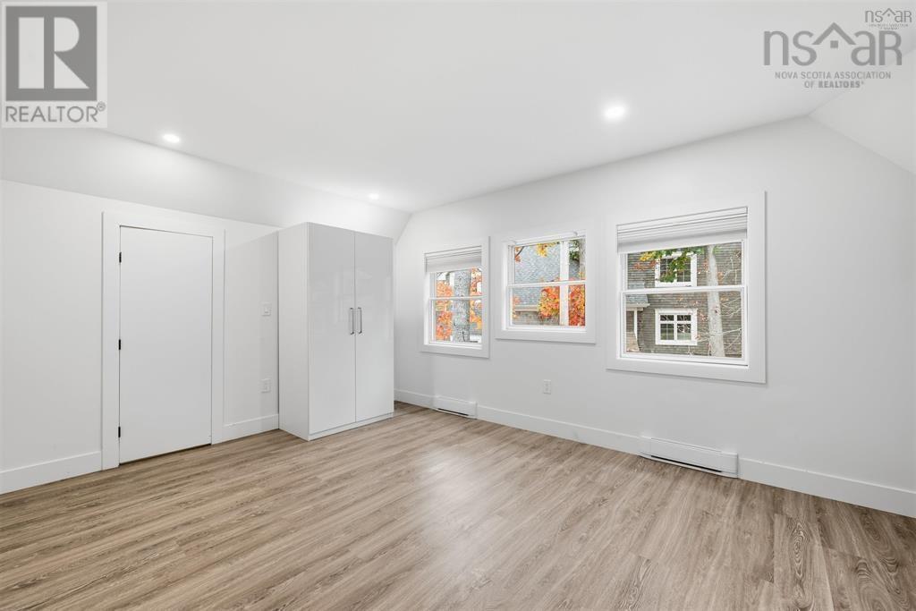 Property 24 of 49 of 680 Shore Drive