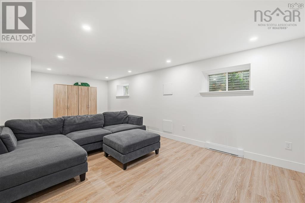 Property 31 of 49 of 680 Shore Drive