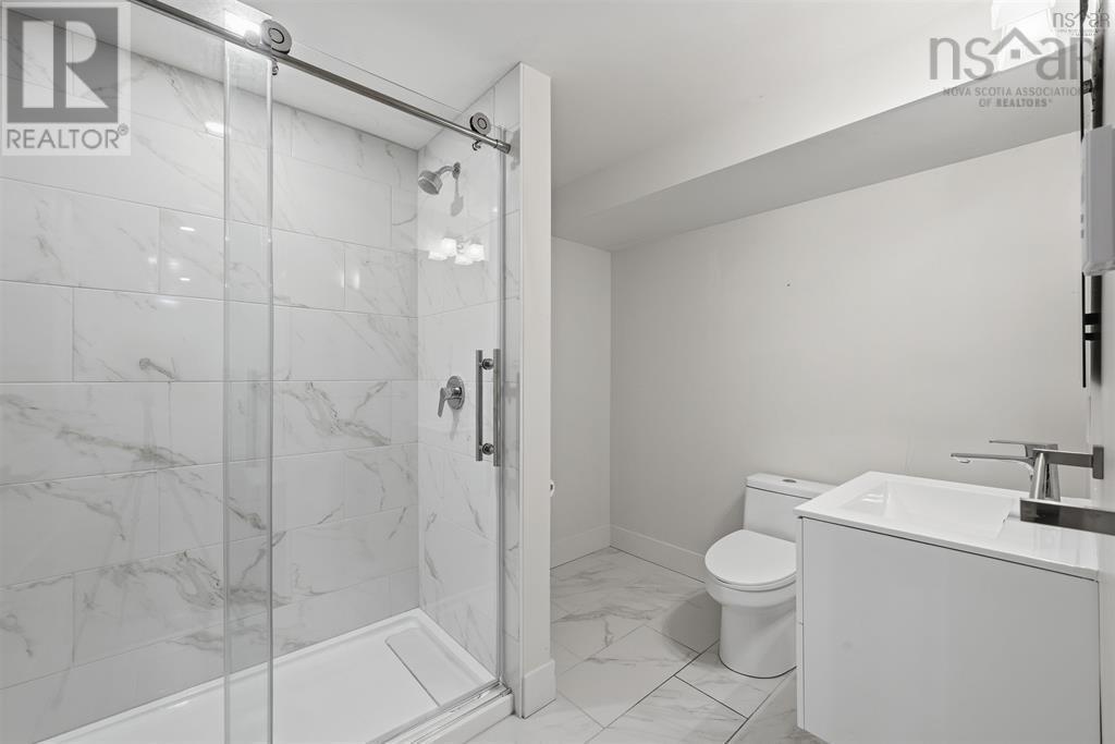 Property 33 of 49 of 680 Shore Drive