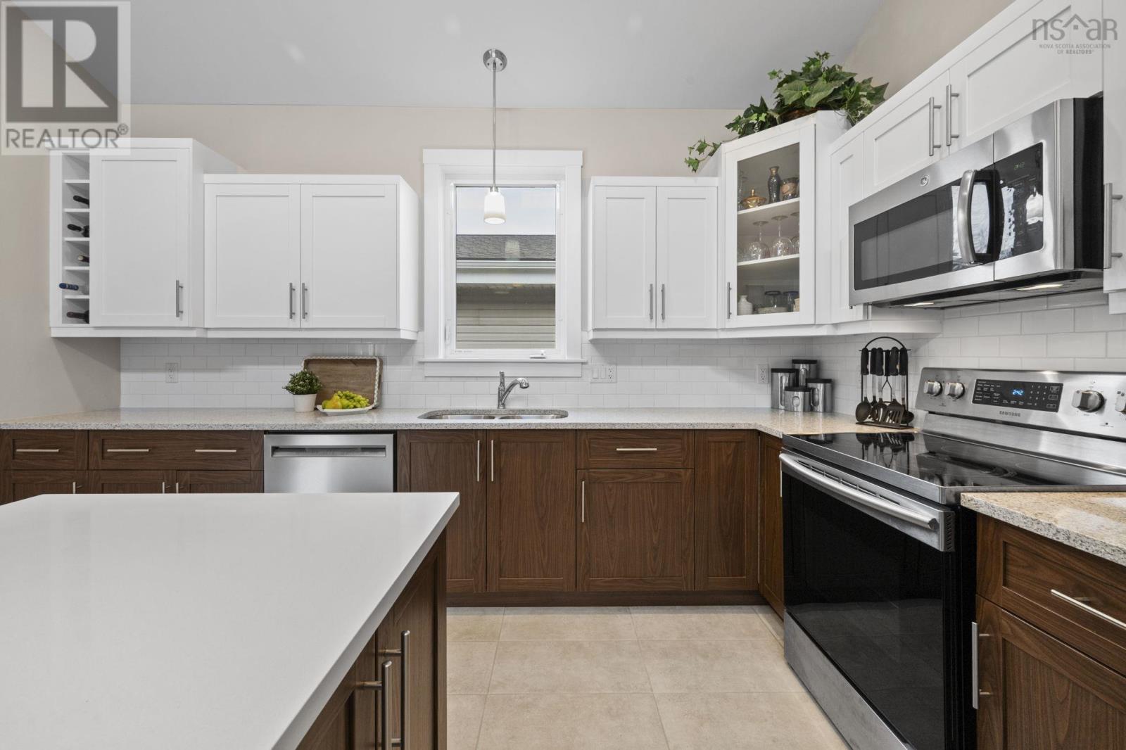 Property 10 of 33 of 100 Armenia Drive