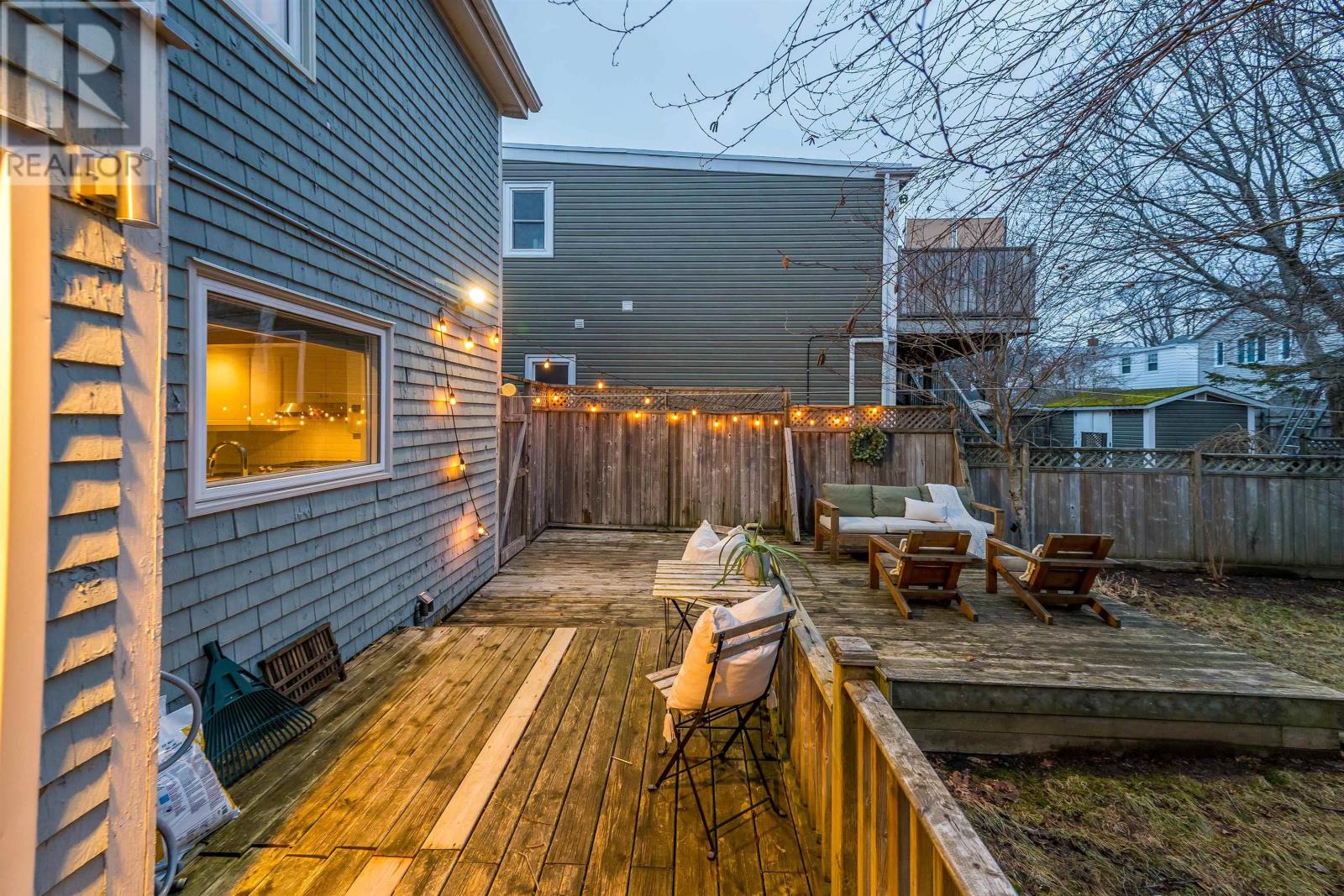 Property 42 of 49 of 6490 London Street