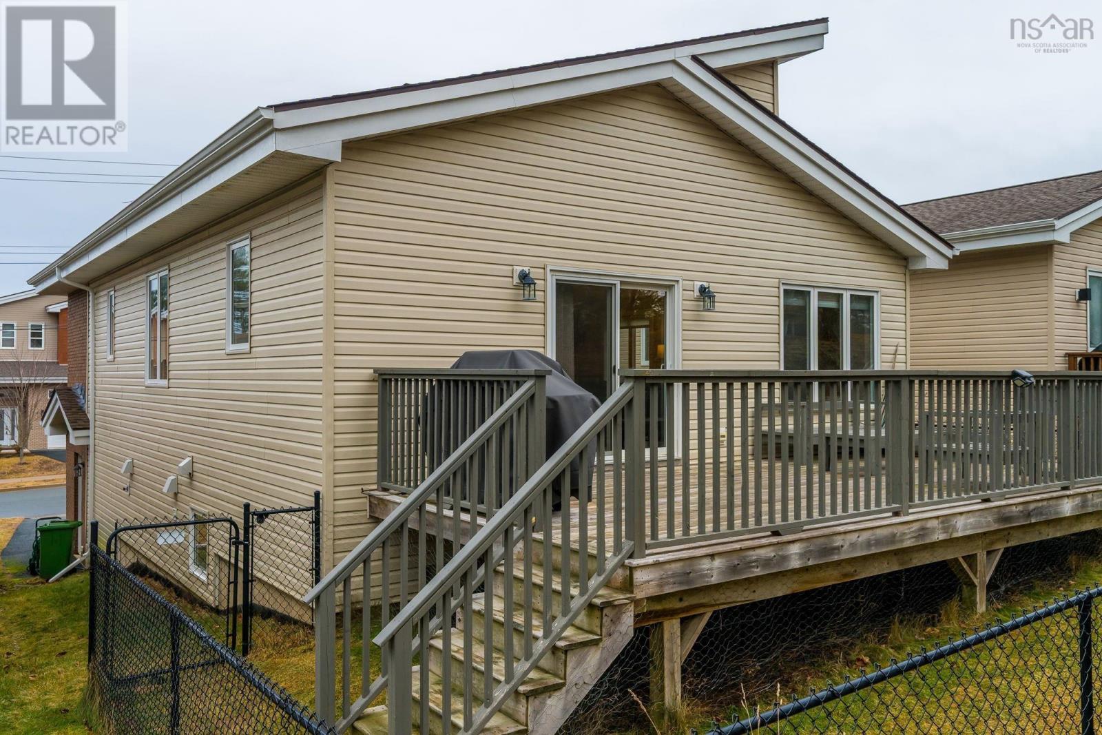 Property 3 of 33 of 100 Armenia Drive