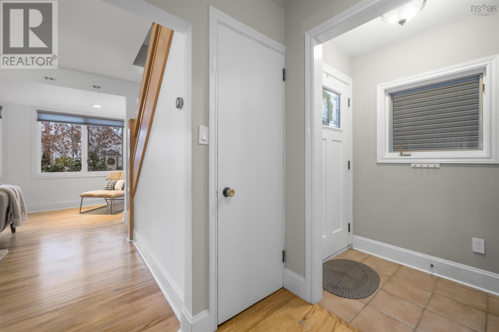 Property 7 of 49 of 6490 London Street