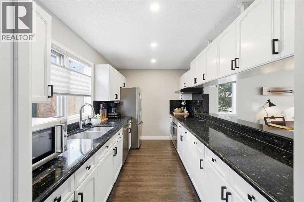 Single Family House for Sale in    Avenue SW Beltline Calgary 