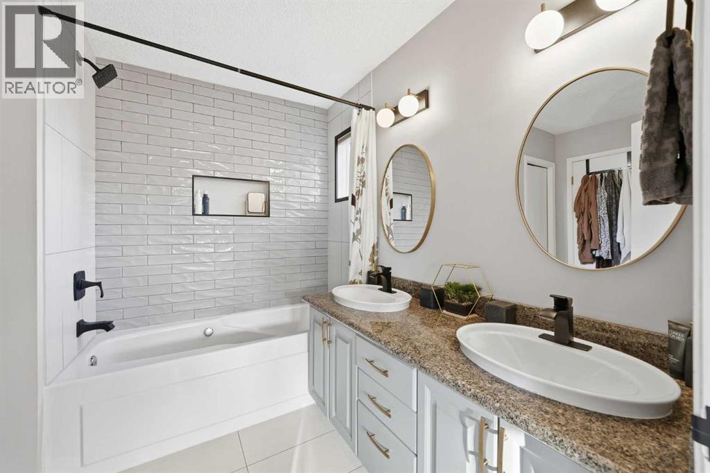 Single Family House for Sale in    Avenue SW Beltline Calgary 