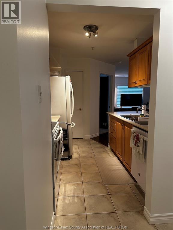 1535 GRAND MARAIS Unit 107 photo 2