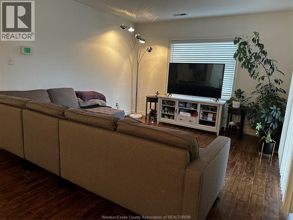 1535 GRAND MARAIS Unit 107 photo 5