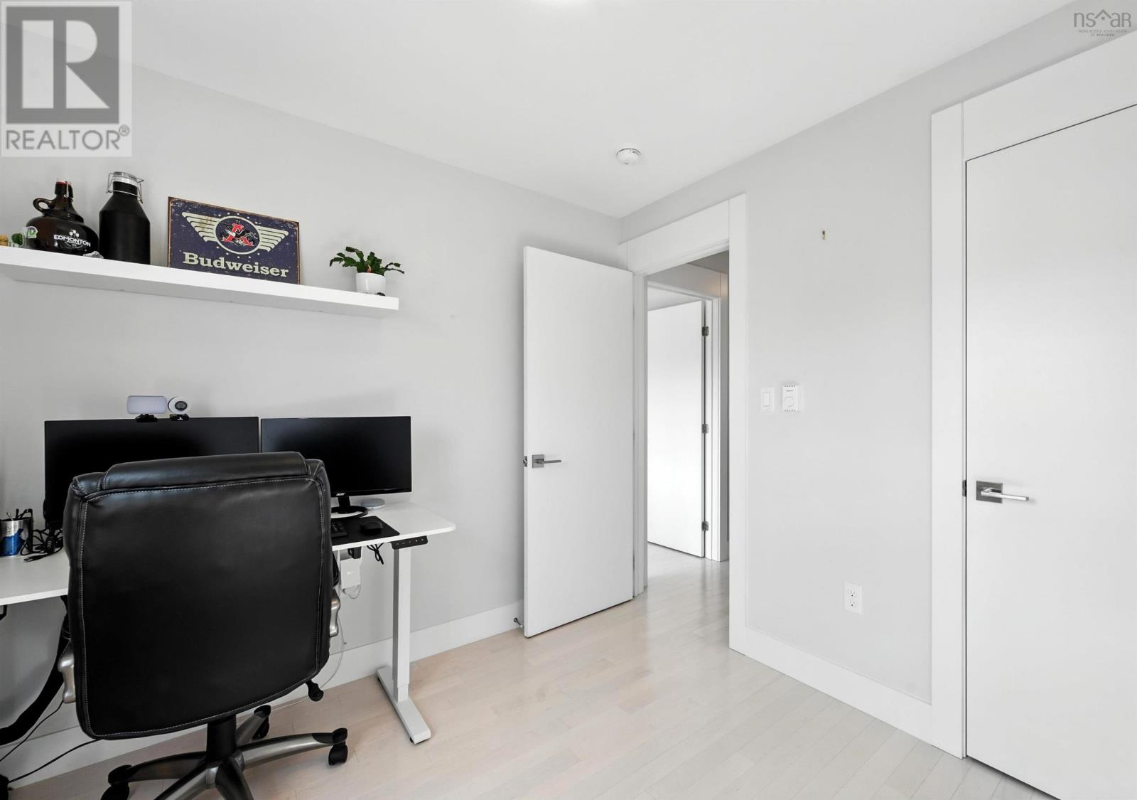 Property 27 of 50 of 32 Travertine Court