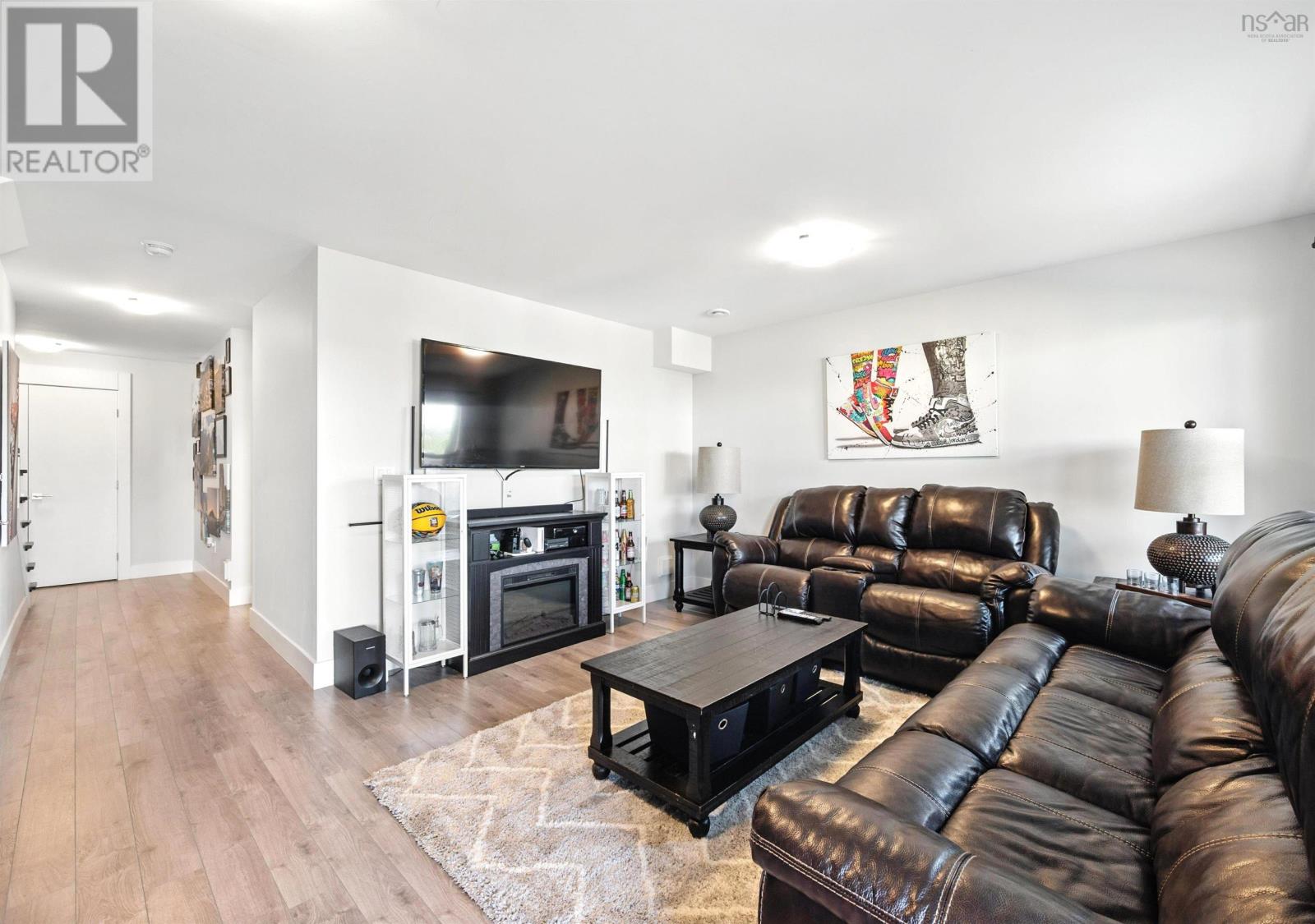 Property 34 of 50 of 32 Travertine Court