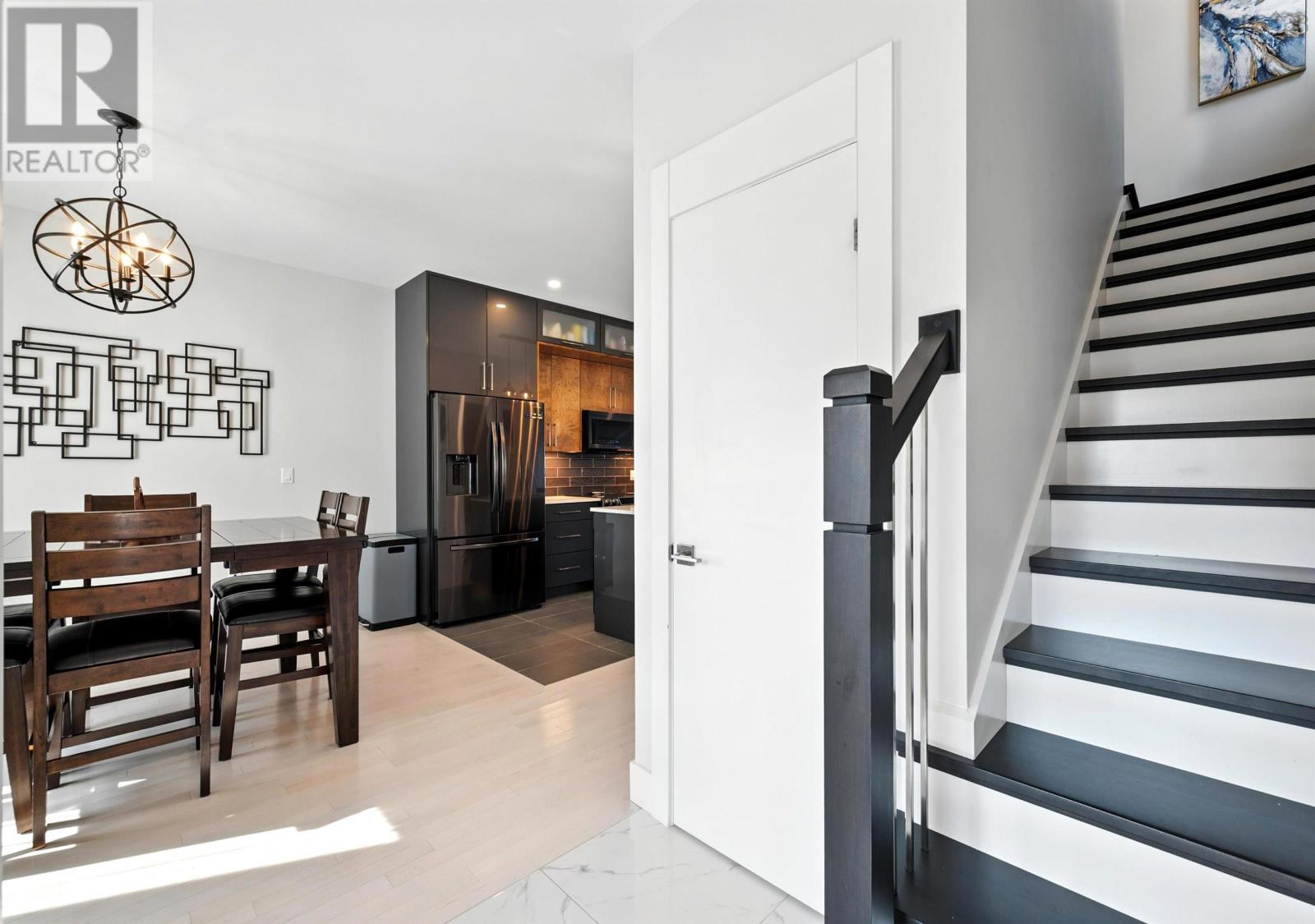 Property 6 of 50 of 32 Travertine Court