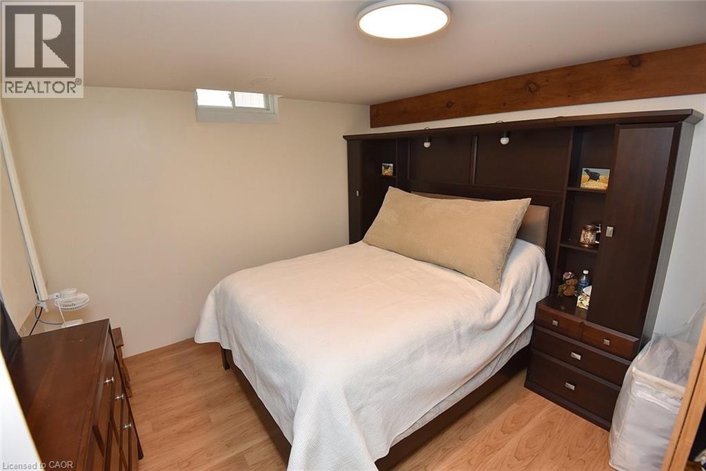 34 DAVIS STREET - 29