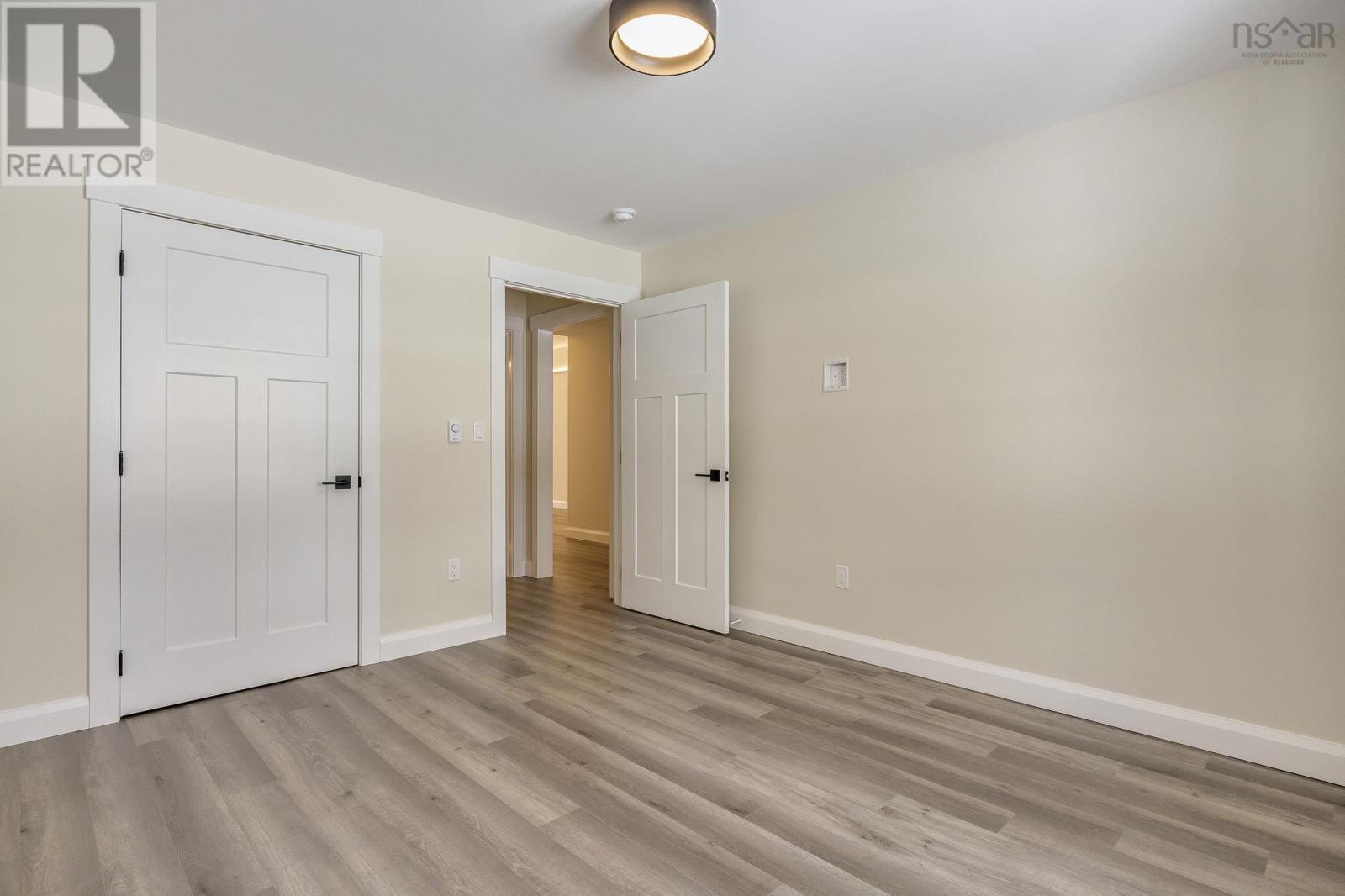 Property 24 of 36 of 10 Peterson Street