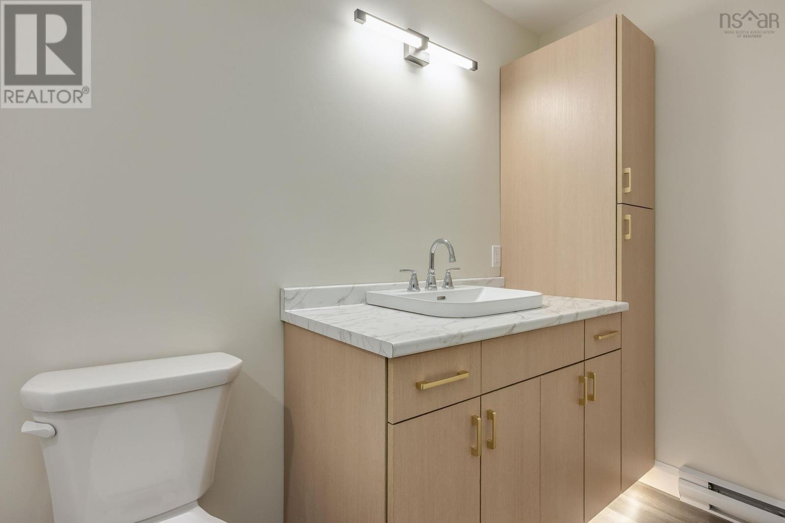 Property 26 of 36 of 10 Peterson Street