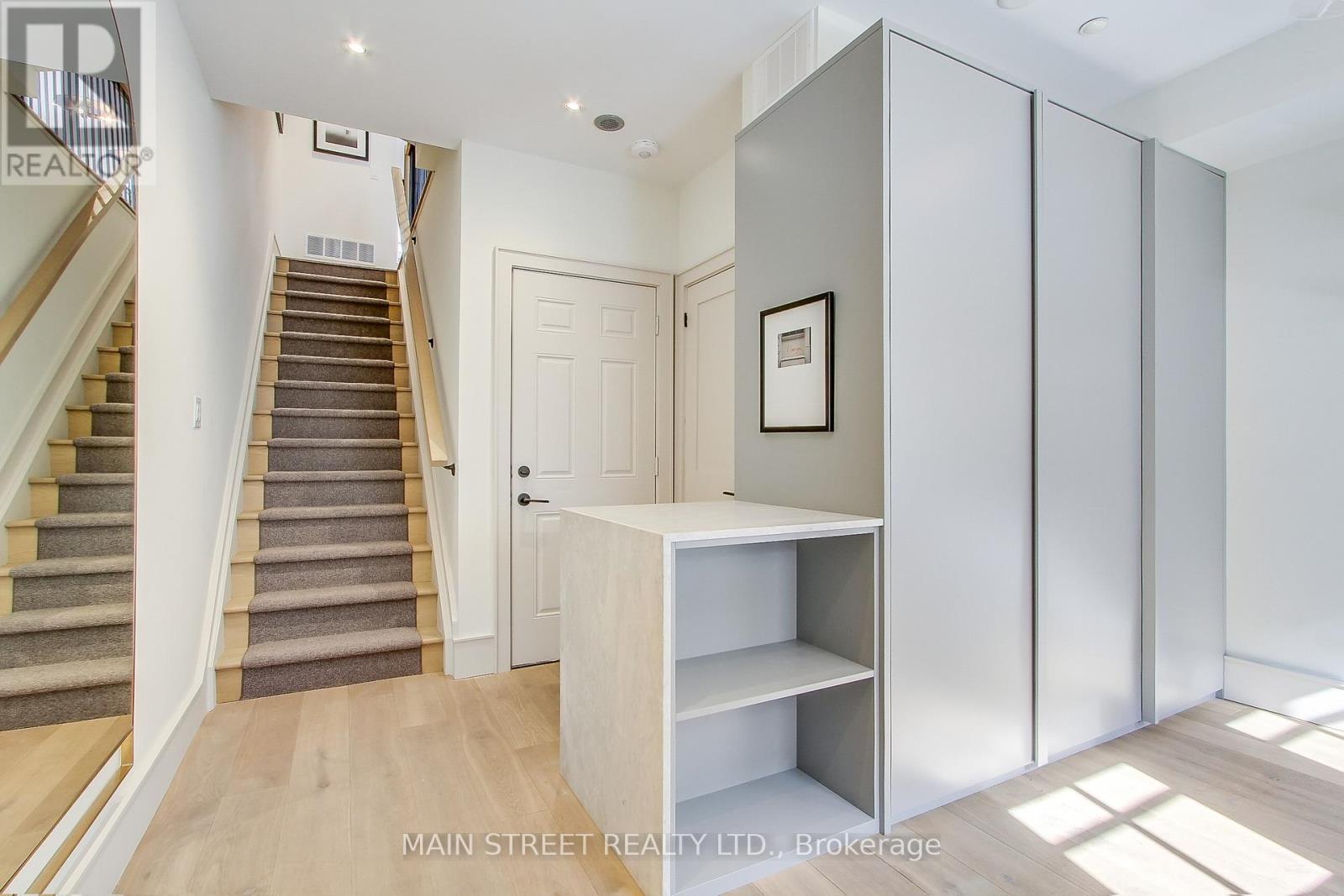 #27 12 POWSELAND CRESCENT - 5