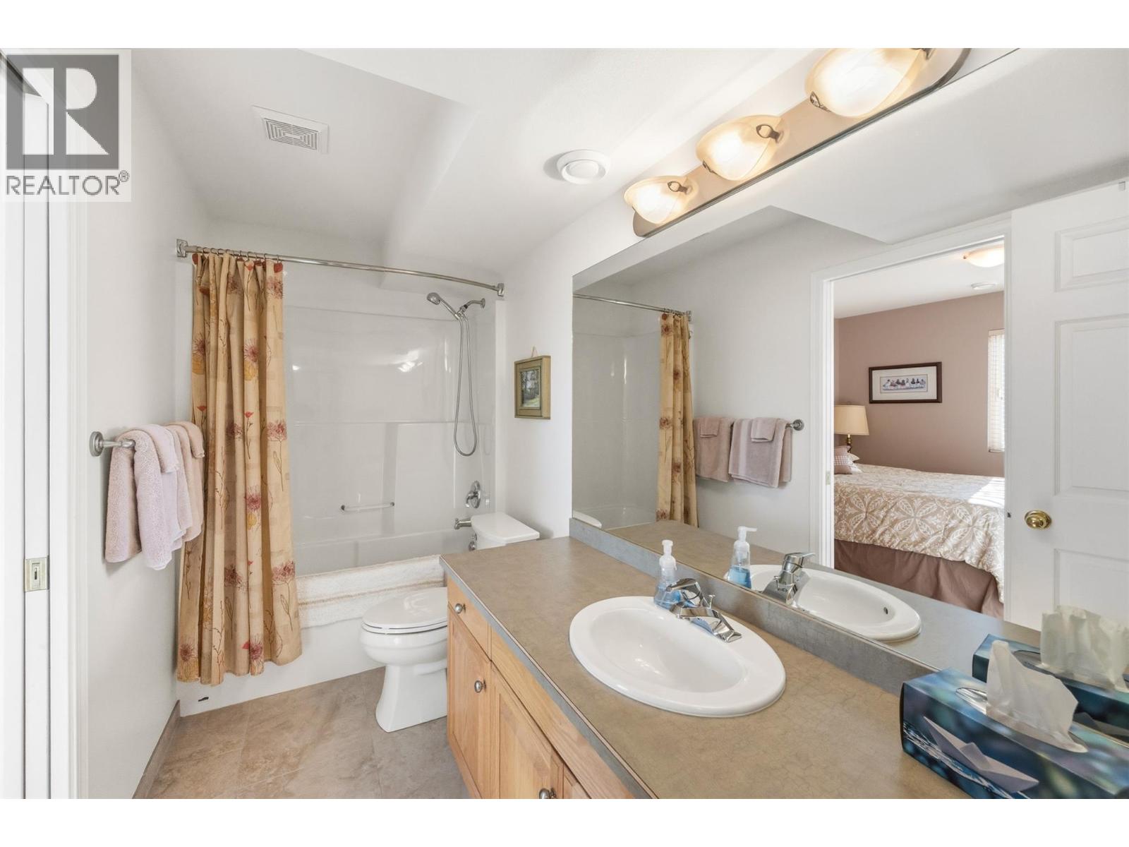  5291 Bradbury Street, Peachland