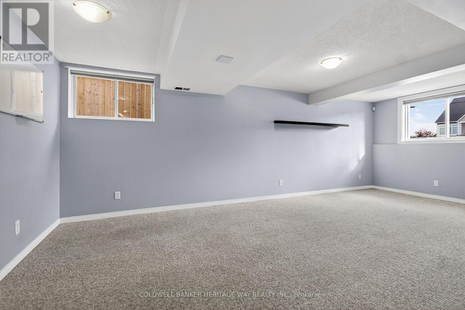 160 PATTERSON CRESCENT — photo 29