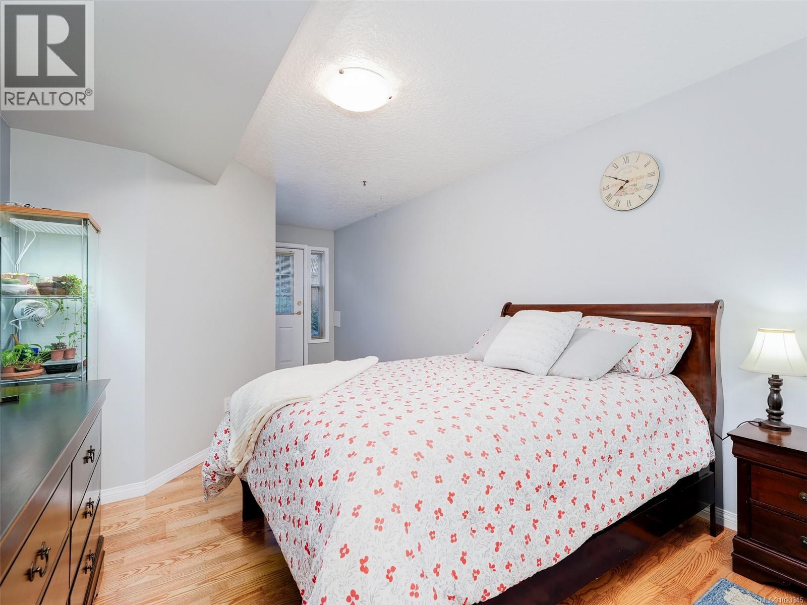 209 3160 Albina Street, Saanich