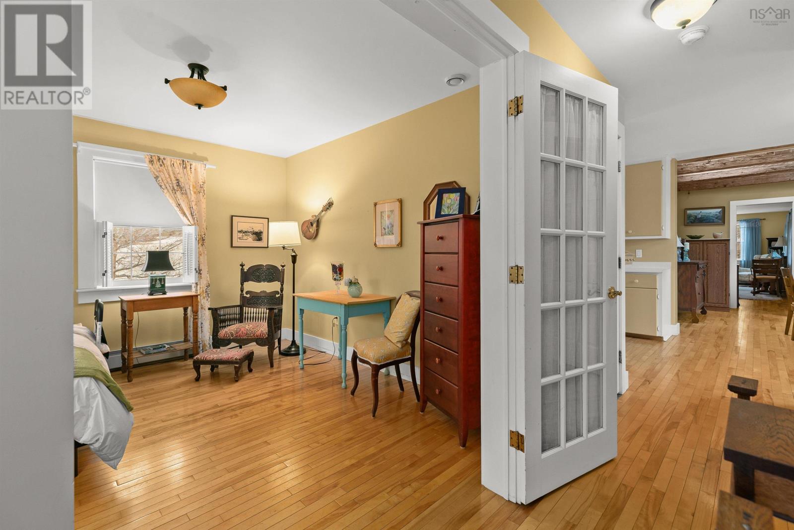 Property 17 of 33 of 181 Central Street